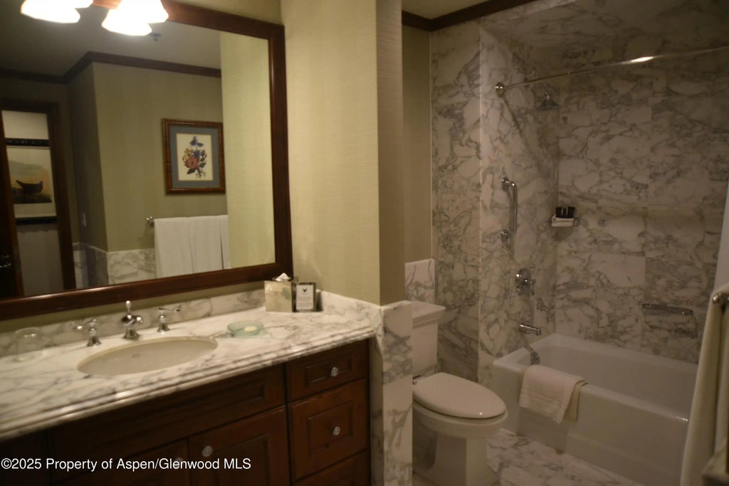 15 of 25 - 0075 Prospector Road 8303-4, Aspen, CO