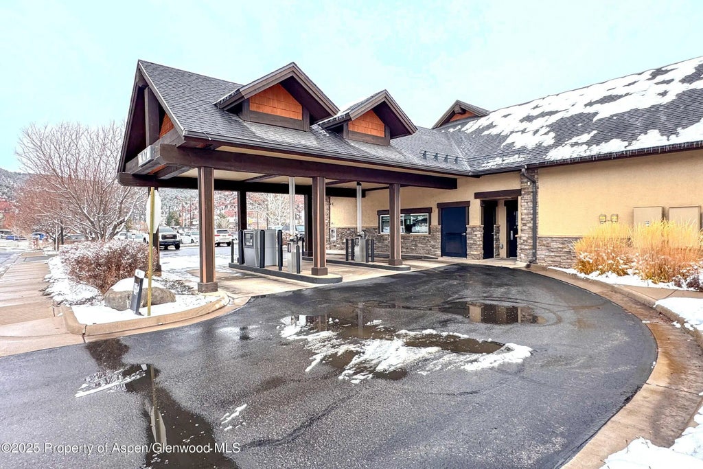 10 of 13 - 409 Dolores Way, Carbondale, CO