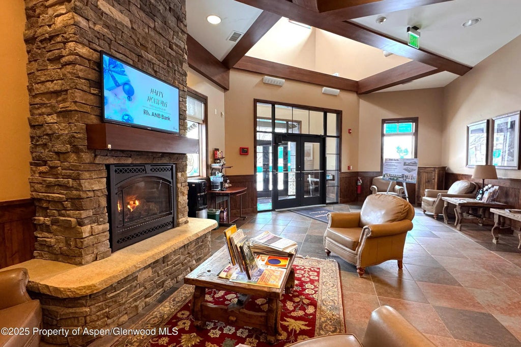 4 of 13 - 409 Dolores Way, Carbondale, CO