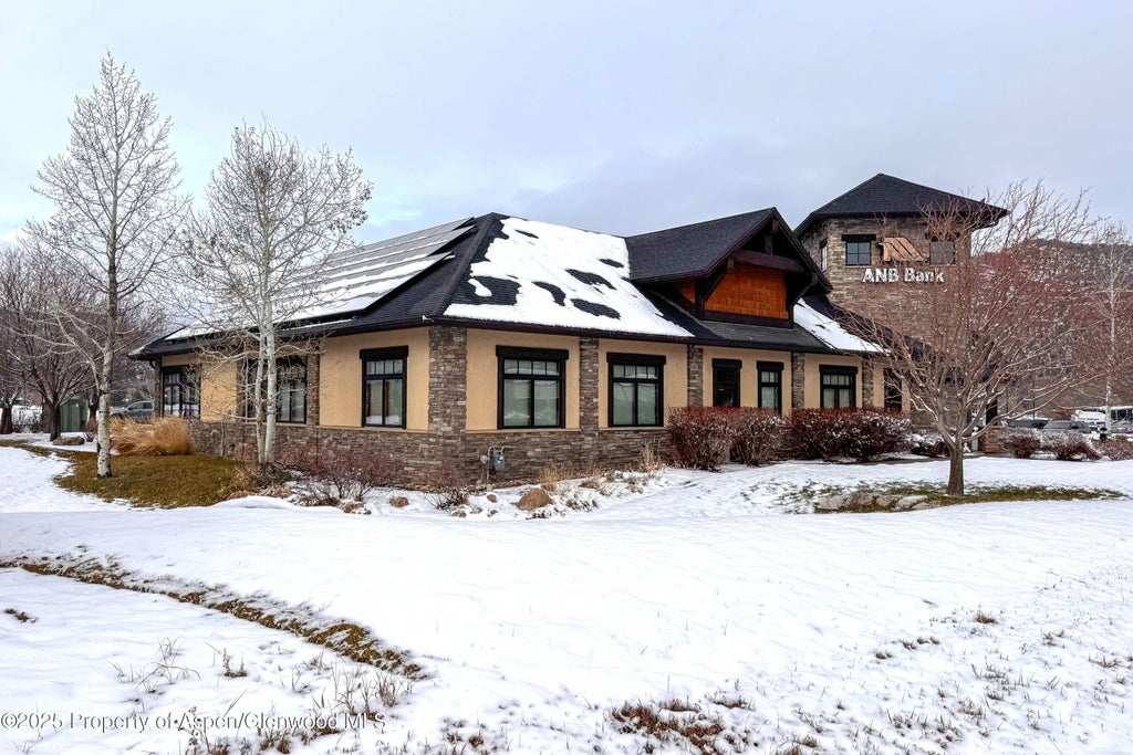 9 of 13 - 409 Dolores Way, Carbondale, CO