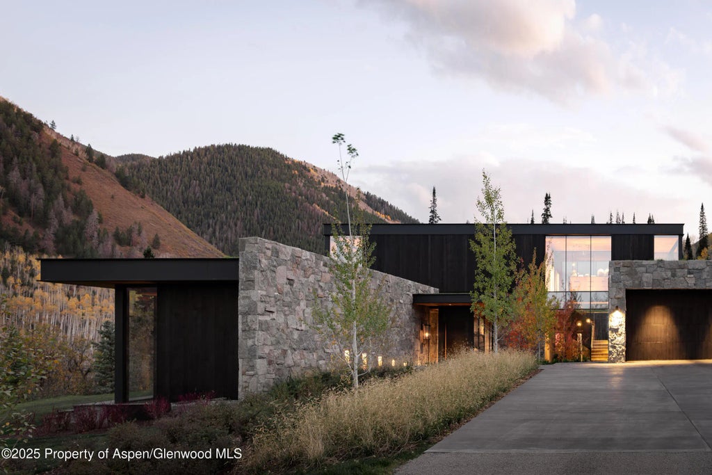 20 of 35 - 724 N Hayden Road, Aspen, CO