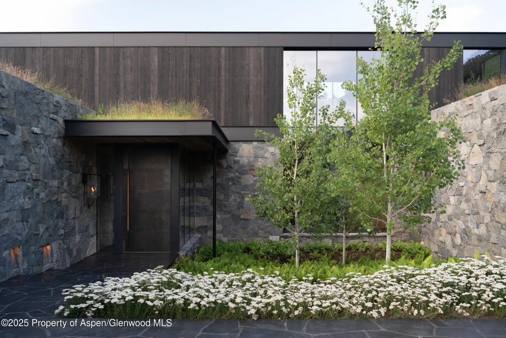 21 of 35 - 724 N Hayden Road, Aspen, CO