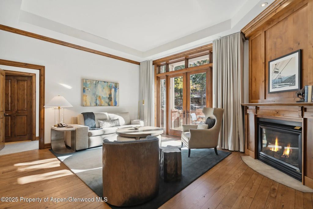 4 of 30 - 415 E Dean St, Unit 4, Weeks 5 & 6, Aspen, CO