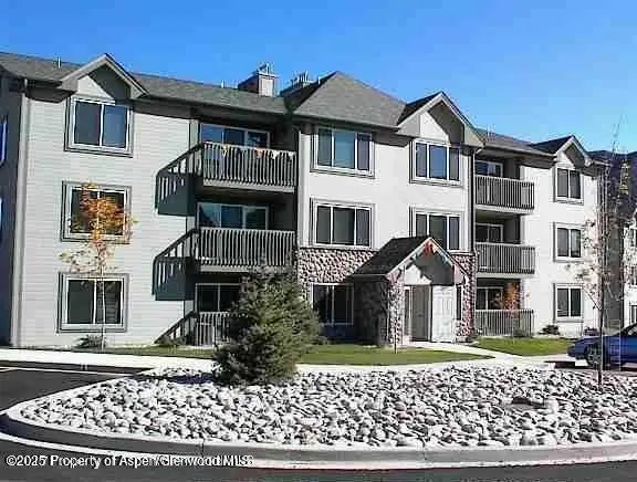 1 of 7 - 792 Castle Valley Boulevard Unit A, New Castle, CO