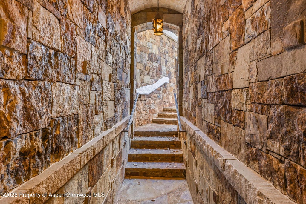 19 of 56 - 472 Thunderbowl Lane, Aspen, CO