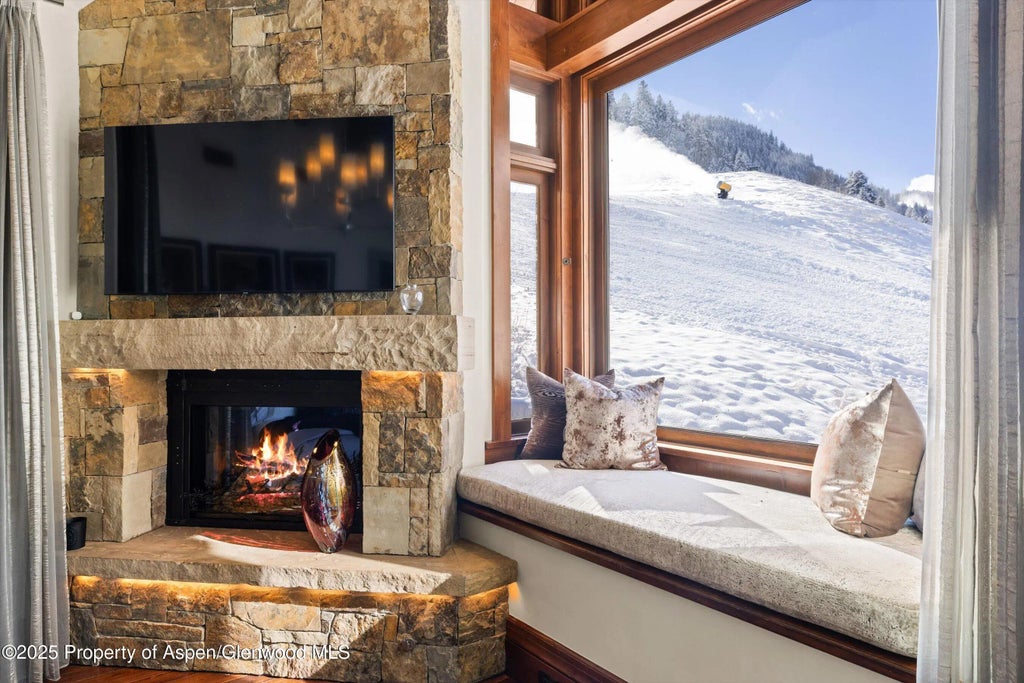 28 of 56 - 472 Thunderbowl Lane, Aspen, CO