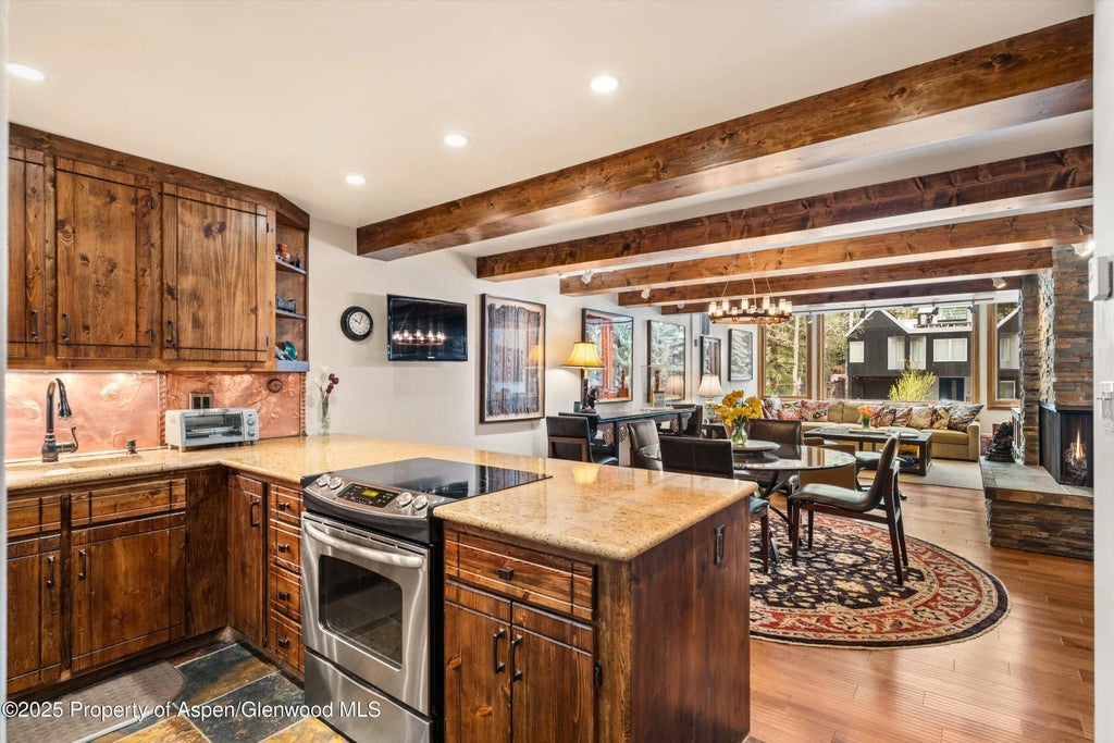 8 of 26 - 926 Waters Avenue #203, Aspen, CO