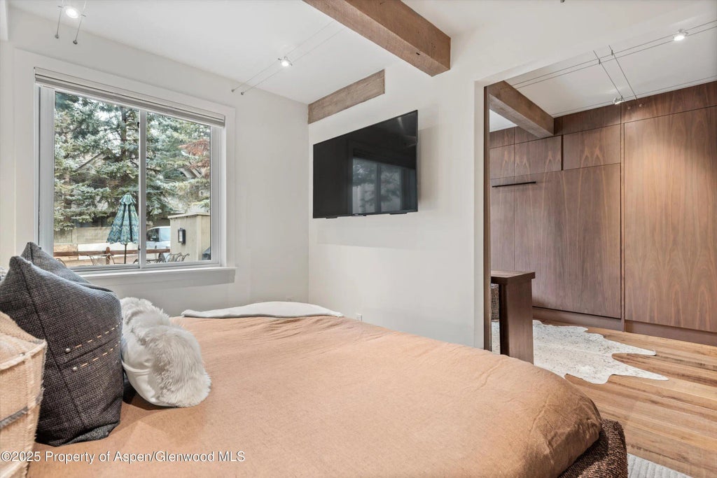 13 of 25 - 1024 E Cooper Avenue 1, Aspen, CO