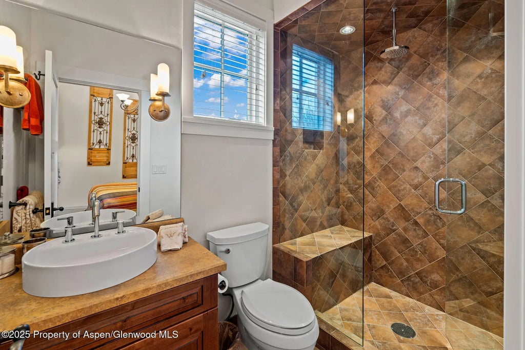 33 of 39 - 128 & 120 W Hillside Drive, Basalt, CO