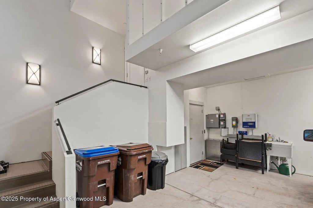 35 of 39 - 128 & 120 W Hillside Drive, Basalt, CO