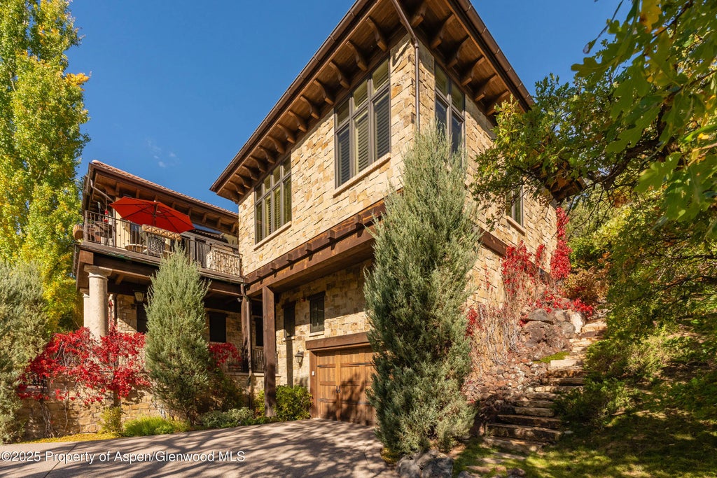 9 of 39 - 128 & 120 W Hillside Drive, Basalt, CO