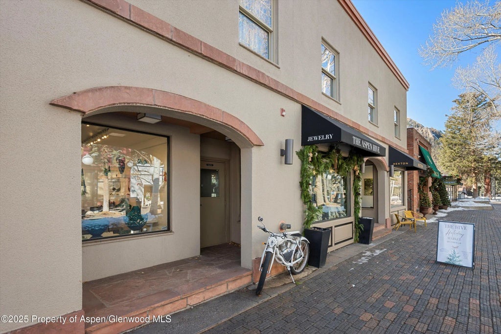 53 of 54 - 447 E Cooper Avenue 1, Aspen, CO