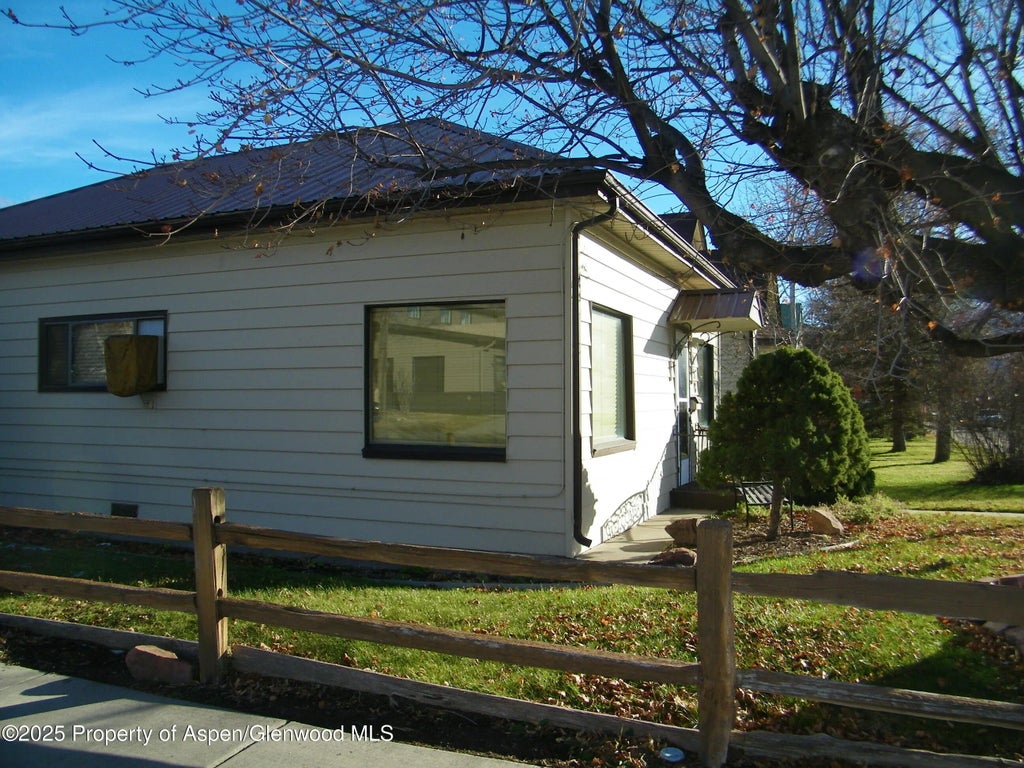 6 of 19 - 758 Railroad Avenue, Rifle, CO