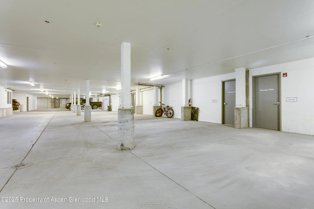 19 of 29 - 201 14th Street 300, Glenwood Springs, CO