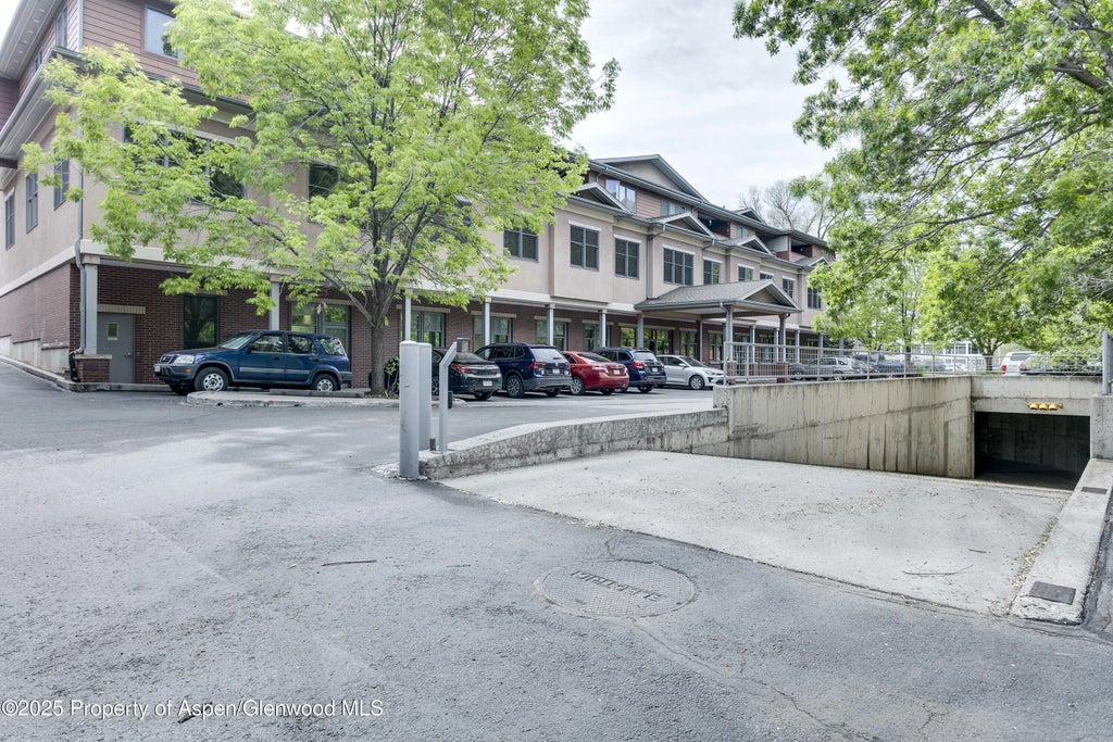 25 of 29 - 201 14th Street 300, Glenwood Springs, CO