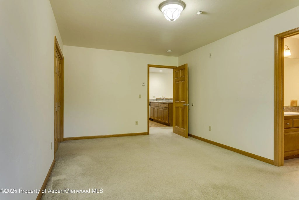 8 of 29 - 201 14th Street 300, Glenwood Springs, CO