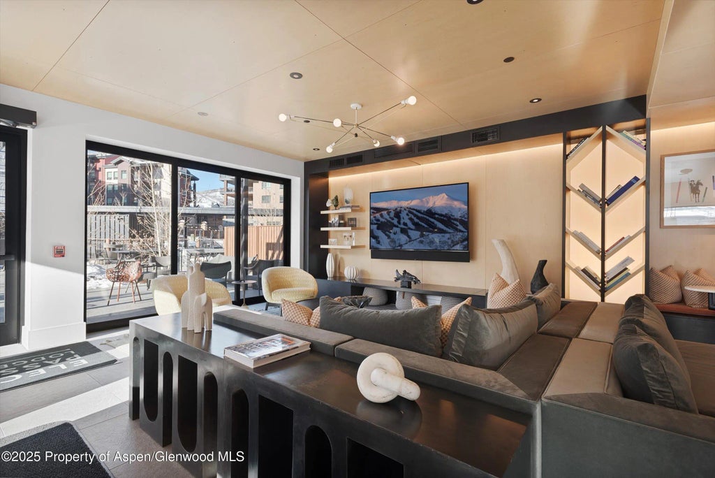 16 of 30 - 119 Wood Road 303, Snowmass Village, CO