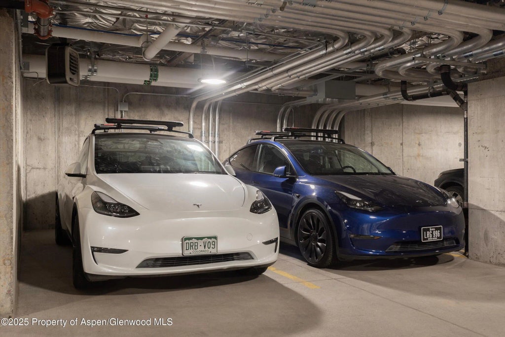 29 of 30 - 119 Wood Road 303, Snowmass Village, CO