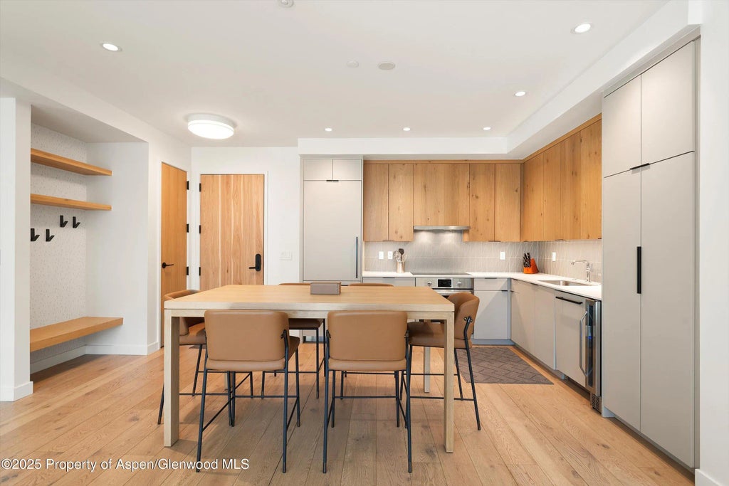 5 of 30 - 119 Wood Road 303, Snowmass Village, CO