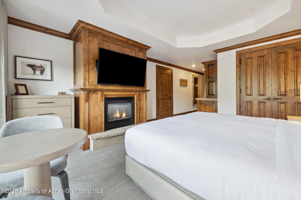 19 of 30 - 415 E Dean St., Unit 15, Week 33, Aspen, CO