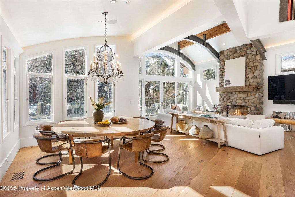 14 of 60 - 63 Smuggler Grove, Aspen, CO