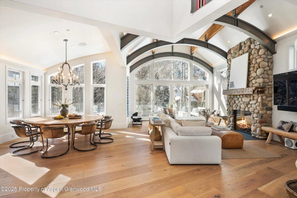 16 of 60 - 63 Smuggler Grove, Aspen, CO