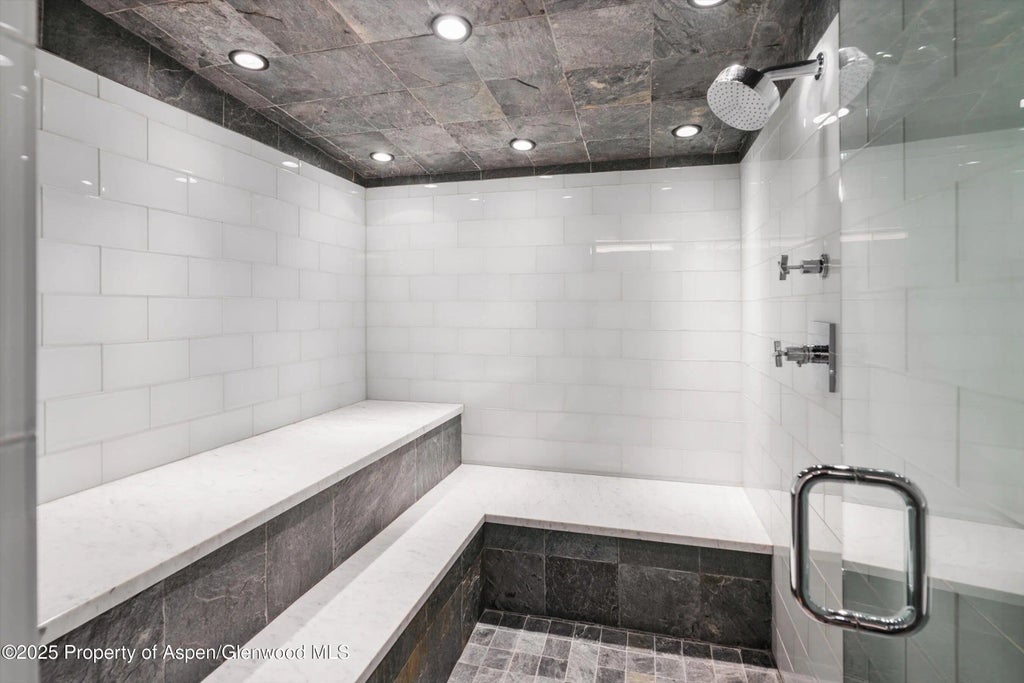 45 of 60 - 63 Smuggler Grove, Aspen, CO