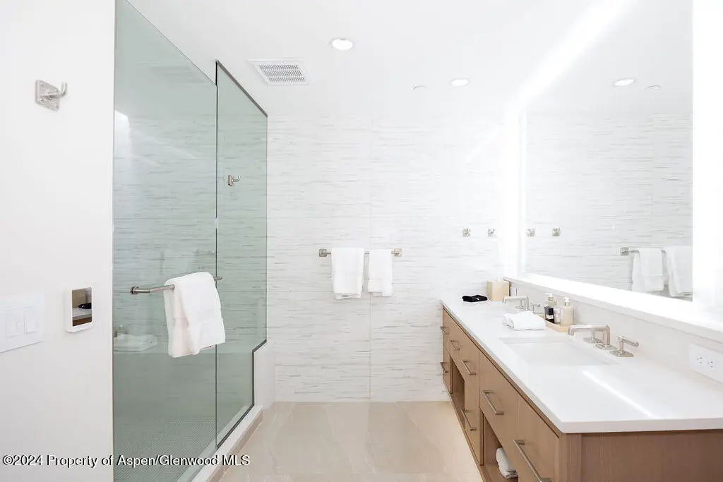 12 of 19 - 130 Wood Road 464, Snowmass Village, CO