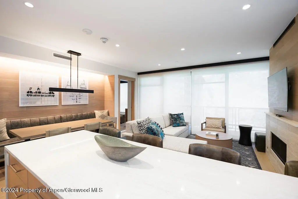 7 of 19 - 130 Wood Road 464, Snowmass Village, CO