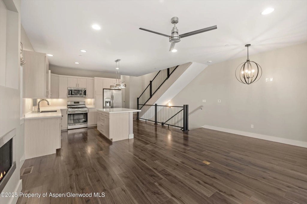 6 of 21 - 114 Juniper Trail, Basalt, CO