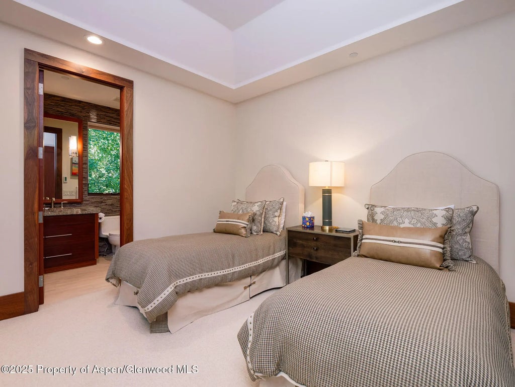 25 of 39 - 750 S Starwood Road, Aspen, CO