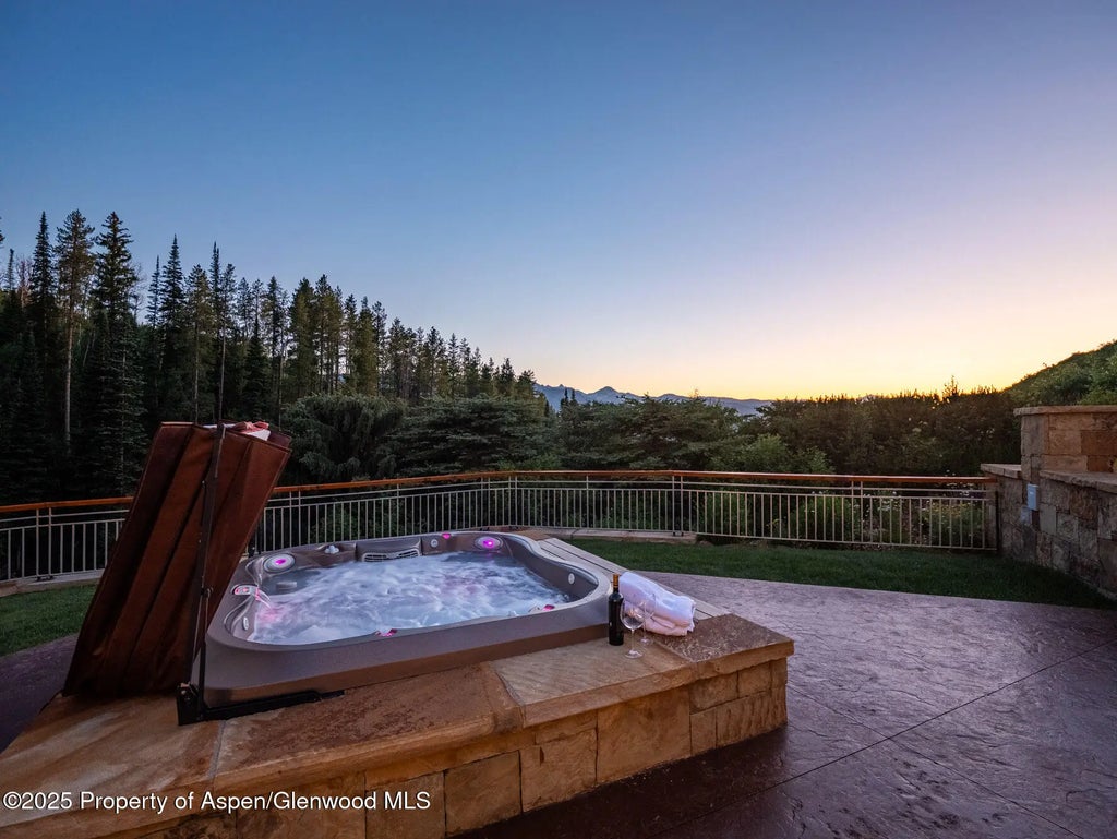 36 of 39 - 750 S Starwood Road, Aspen, CO