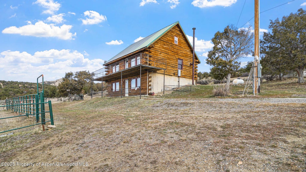 28 of 42 - 41 County Road 9, Meeker, CO