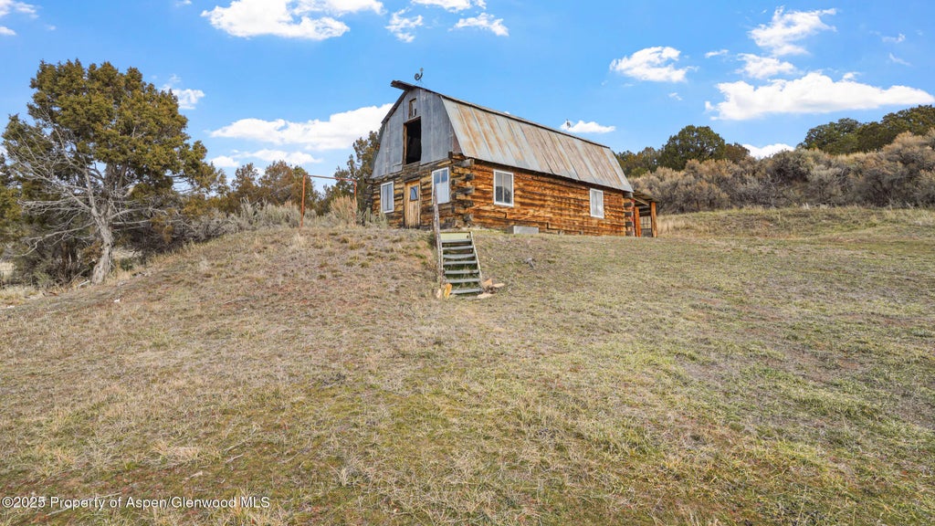 32 of 42 - 41 County Road 9, Meeker, CO