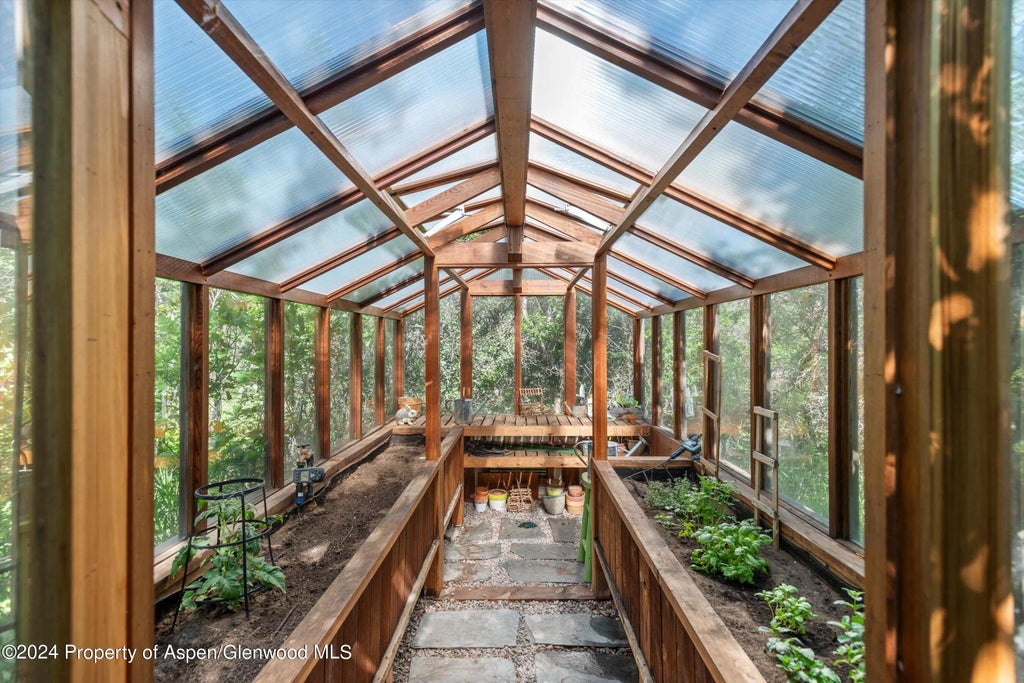 34 of 40 - 85 Glen Garry Drive, Aspen, CO