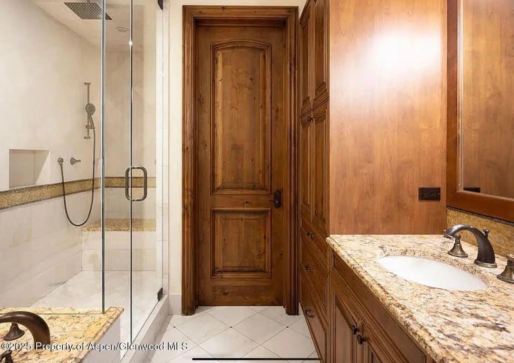 10 of 16 - 1395 Snowbunny Lane, Aspen, CO