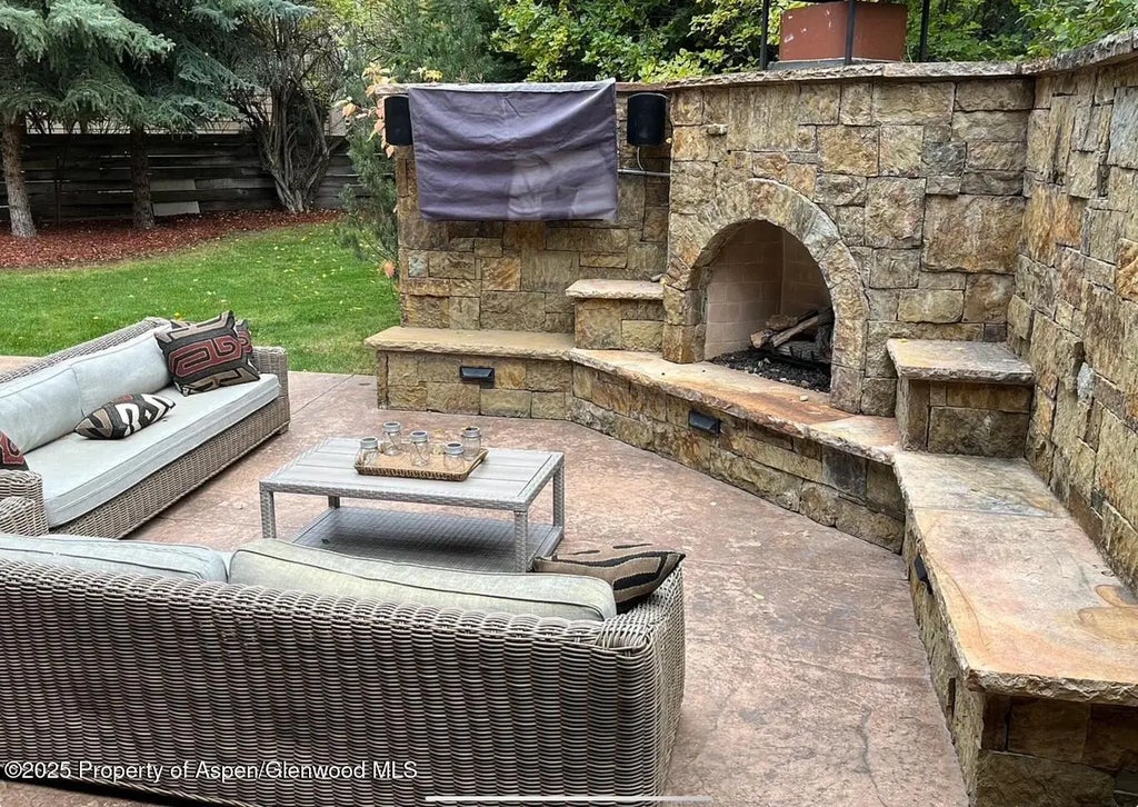 11 of 16 - 1395 Snowbunny Lane, Aspen, CO