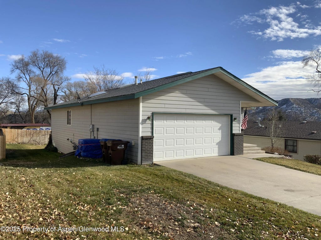 27 of 30 - 660 Aspen Avenue, Rifle, CO