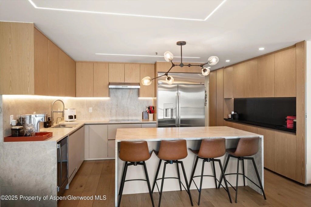 17 of 31 - 400 Wood Road 1118, Snowmass Village, CO