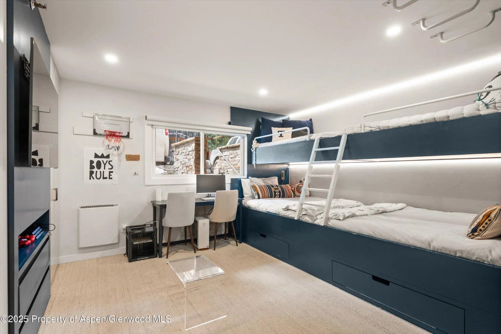 27 of 31 - 400 Wood Road 1118, Snowmass Village, CO