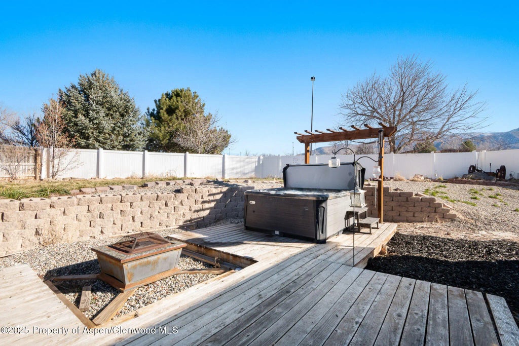 17 of 22 - 42 Eagle Court, Parachute, CO