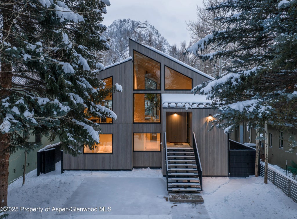 1 of 38 - 609 W Francis Street, Aspen, CO