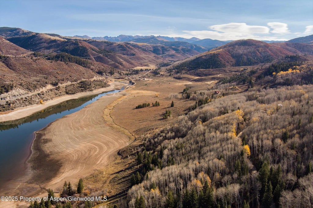 6 of 9 - 1920 S Shore Drive, Meredith, CO