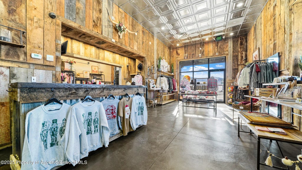 7 of 25 - 258 S Railroad Avenue, Parachute, CO