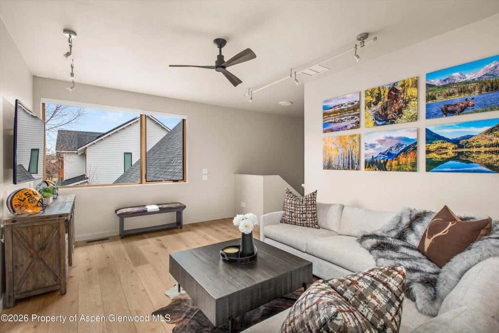 19 of 26 - 129 Valley Court, Basalt, CO