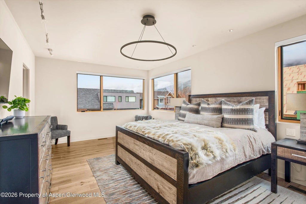 21 of 26 - 129 Valley Court, Basalt, CO