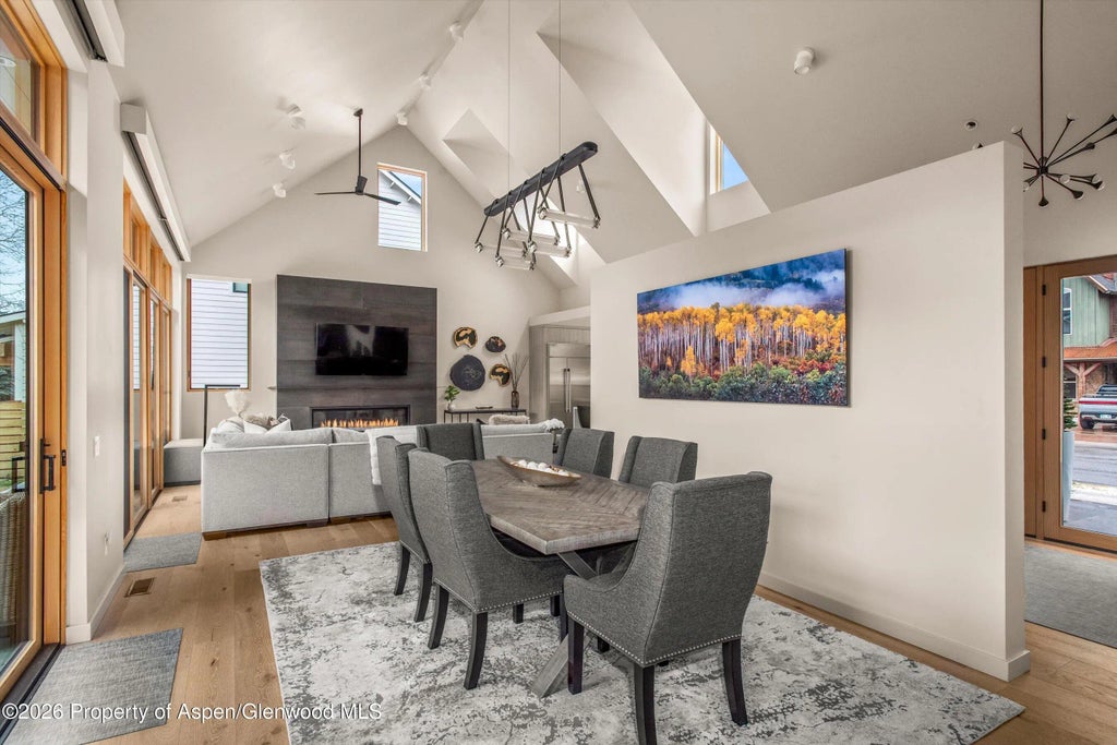 7 of 26 - 129 Valley Court, Basalt, CO