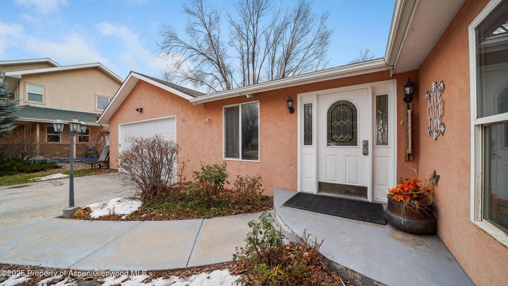 4 of 37 - 161 S Golden Drive, Silt, CO