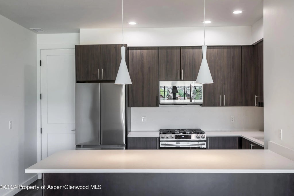 5 of 19 - 601 Little Cloud, New Castle, CO