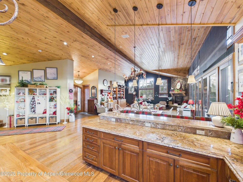 10 of 31 - 401 Wood Nymph Lane, Glenwood Springs, CO